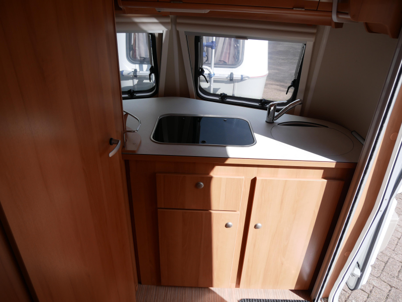 Eriba Touring 320 Mover, Fietsendrager  foto: 13