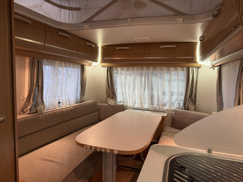 Eriba Touring Triton 410 mover / hefdak  foto: 13