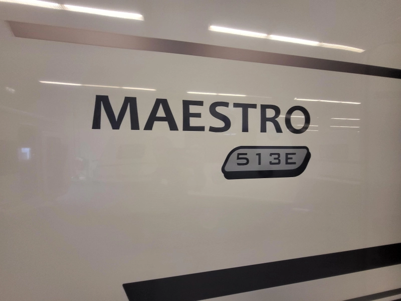 LMC Maestro 513 E zeer netjes en chique 