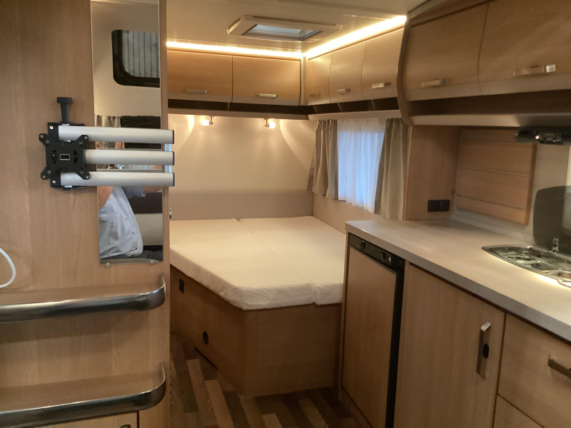 Knaus Sport 500 UF omnistor luifel  foto: 17