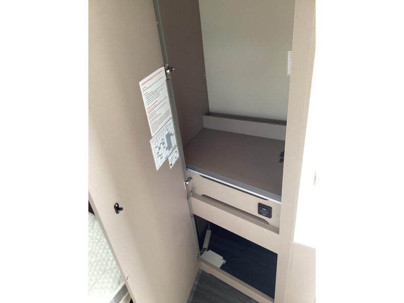 Weinsberg CaraCito 450 FU E-Power/ airco  foto: 12
