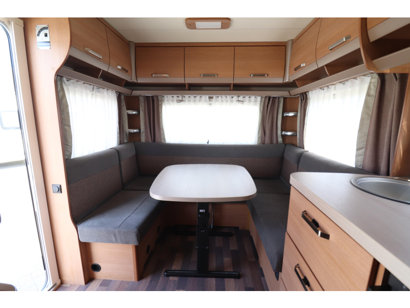 Knaus Sport 450 FU Voortent/ Fietsendrager  foto: 7