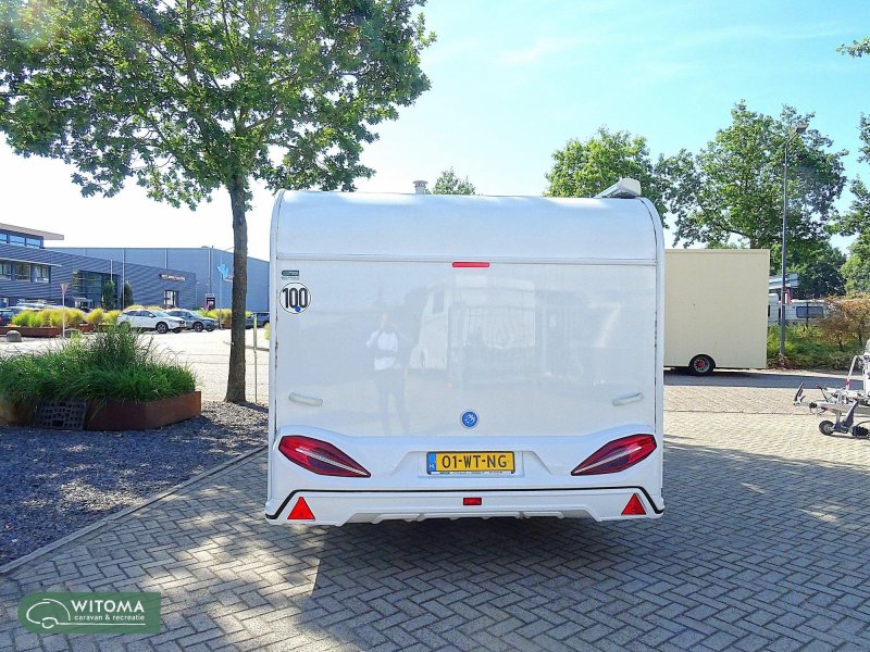 Knaus Sport 580 QS 3 stapelbed  foto: 23
