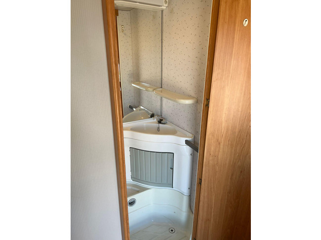 Knaus Sudwind 470 | Fietsenrek | Dinette | Luifel | Kachel foto: 10