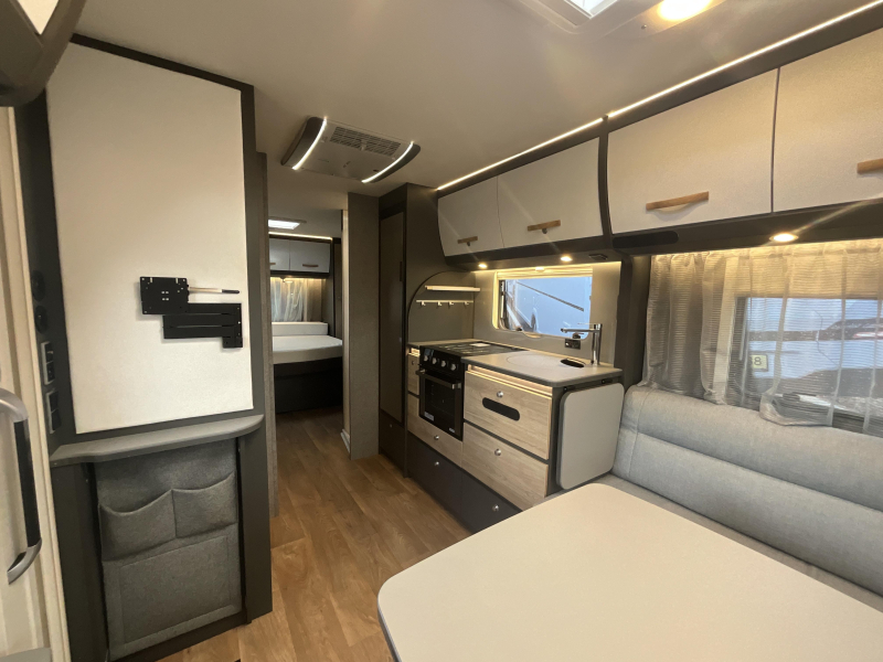 Dethleffs Beduin Scandinavia 550 RD QUEENSBED-ALDE-MOVER 