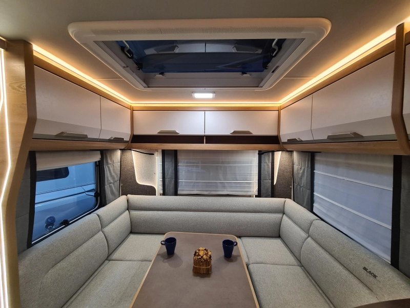 Knaus Sudwind Black Selection 450 FU  foto: 6