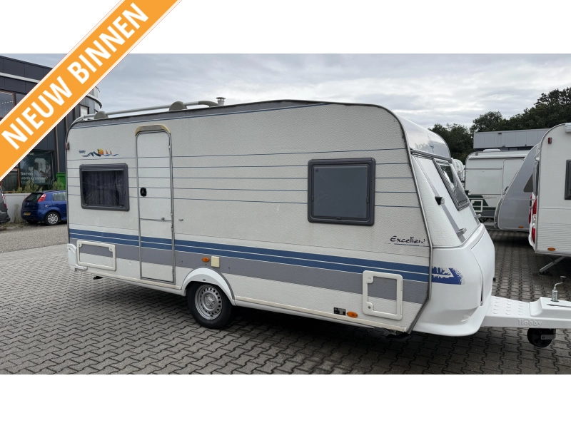 Hobby Excellent 460 UFE frans bed rondzit toilet  foto: 0