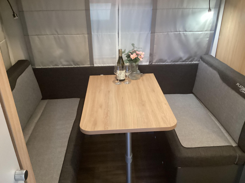 Knaus Sport Platinum 420 QD model 2027 