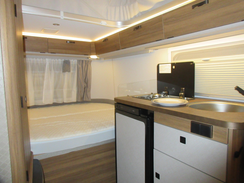 Eriba Touring 310 Smal, licht, toch ruim !  foto: 3