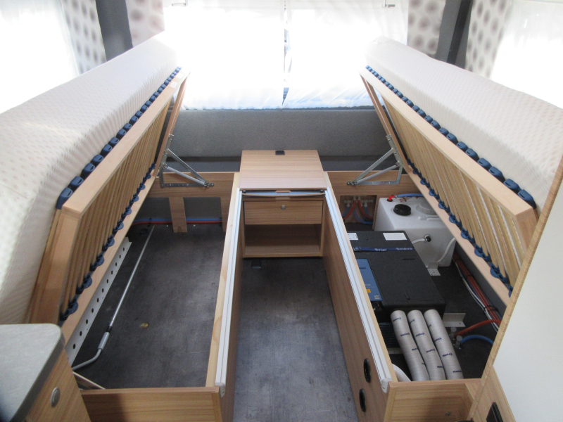Dethleffs Nomad Avantgarde 510 LE ALS NIEUW! HOGE KOELKAST.  foto: 5