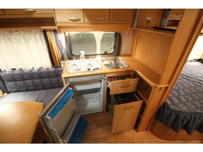 Knaus Sudwind 450 TUF Voortent, Fietsenrek,  foto: 13