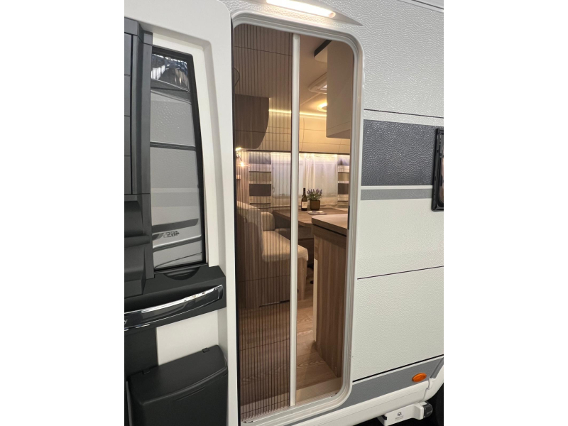 Hobby Excellent Edition 650 KMFE 2X Auto.mover, Airco, TV  foto: 10