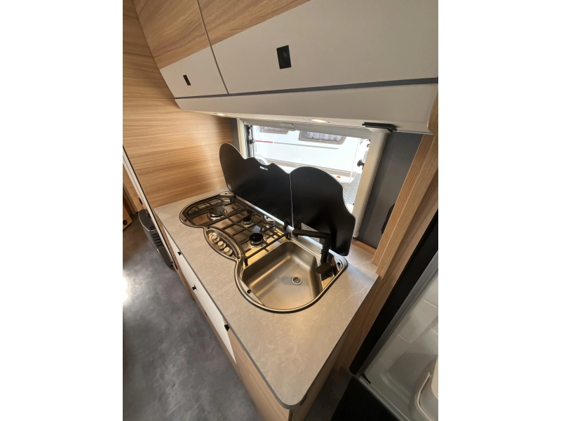 Dethleffs Summer Edition 560 FMK PRIMEUR-STAPELBED  foto: 10