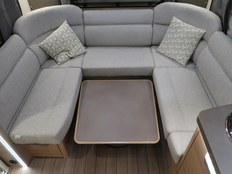 Knaus Sudwind Black Selection 500 FU RONDZIT FRANS BED  foto: 7