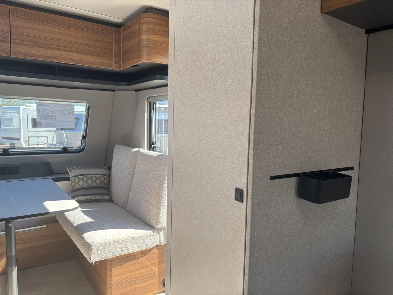 Eriba Novaline 465 Asmara Cinnamon Elegance  foto: 11