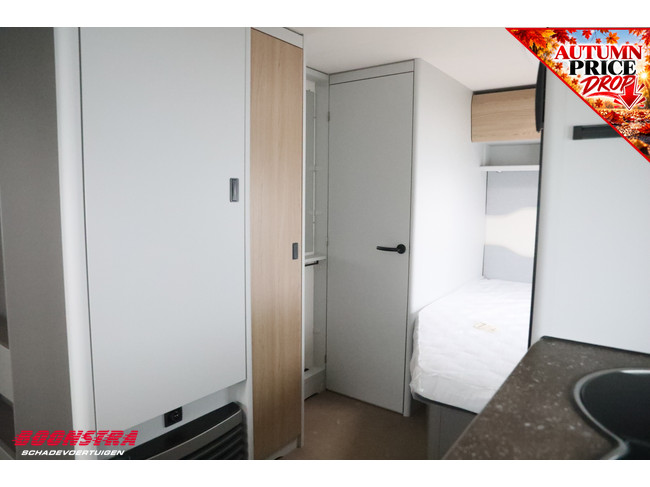 Bürstner Averso 465 TS B66 Rondzit Frans bed foto: 13