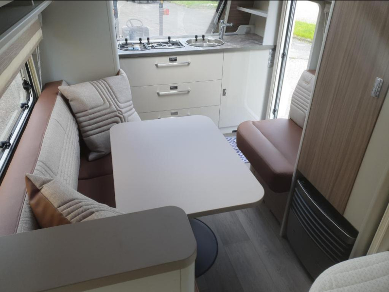 Bürstner Averso Harmony Line 525 TS  foto: 11
