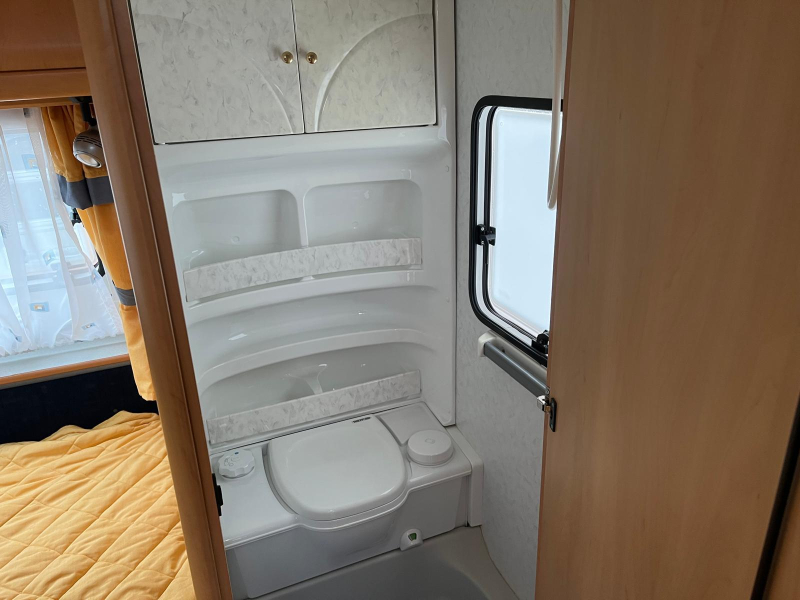 Hobby De luxe Easy 460 UFE FRANS BED TENT FIETSDRG  foto: 8