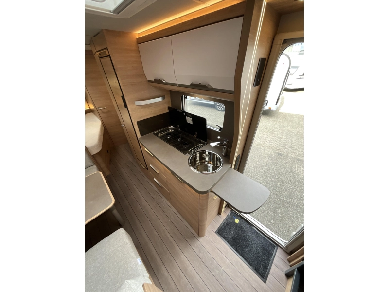 Knaus Sudwind Black Selection 540 FDK STAPELBED-GRATIS MOVER  foto: 5