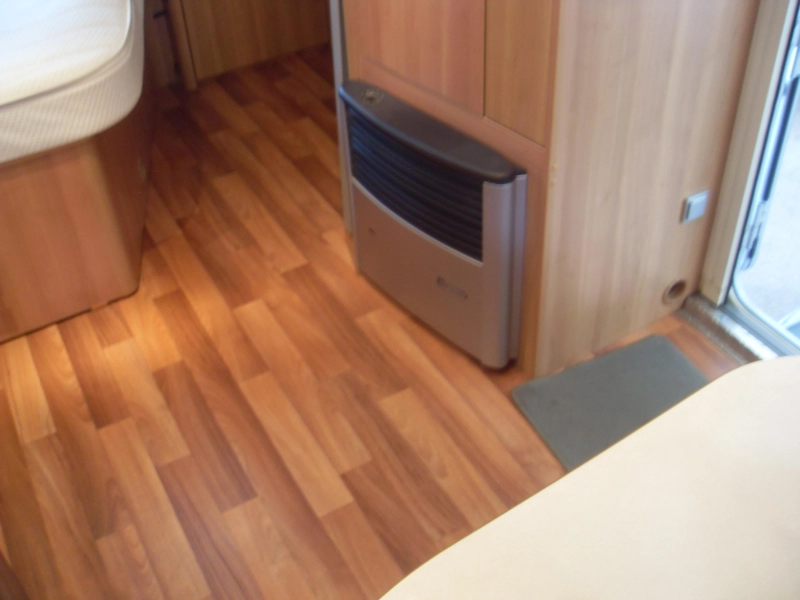Eriba Sporting Jive 465 met Mover  foto: 3