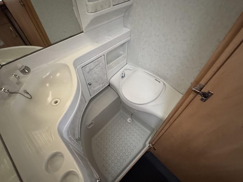 Hobby De luxe Easy 440 SF incl mover en voortent  foto: 3