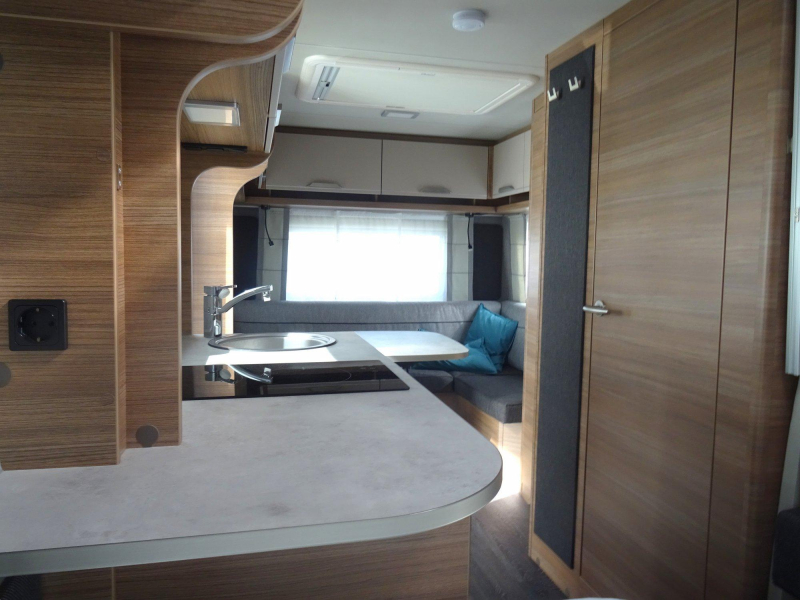 Knaus Sport E-Power Selection 500 EU zeer nette caravan 