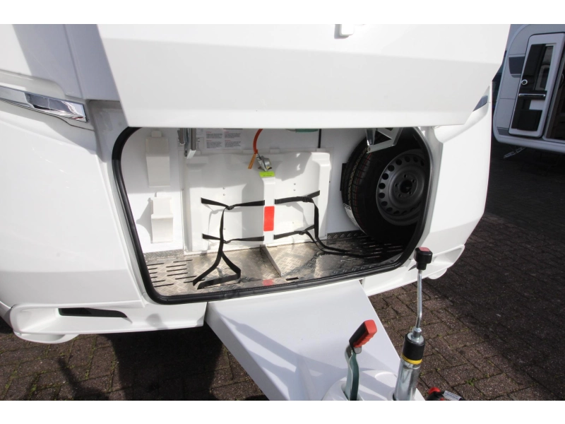 Fendt Apero Activ 390 FH Frans bed & eindkeuken!  foto: 19