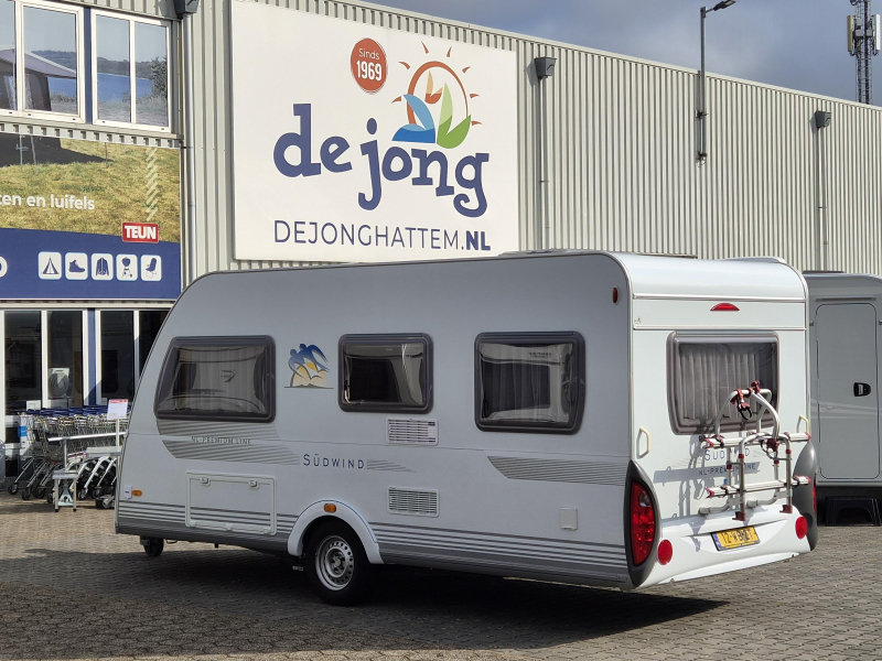 Knaus Sudwind 450 FU - Mover - Zakluifel -  foto: 1