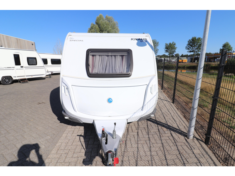 Knaus Sport 420 QD Special/ Mover/ Voortent  foto: 5
