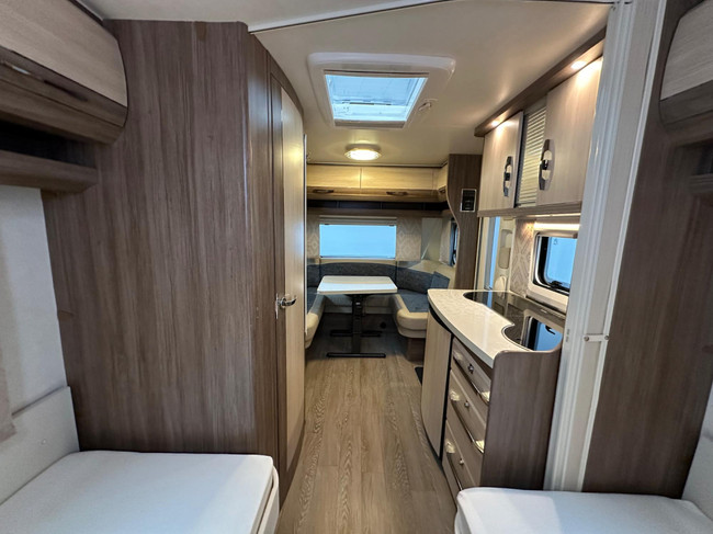 Hobby De Luxe 460 LU foto: 20