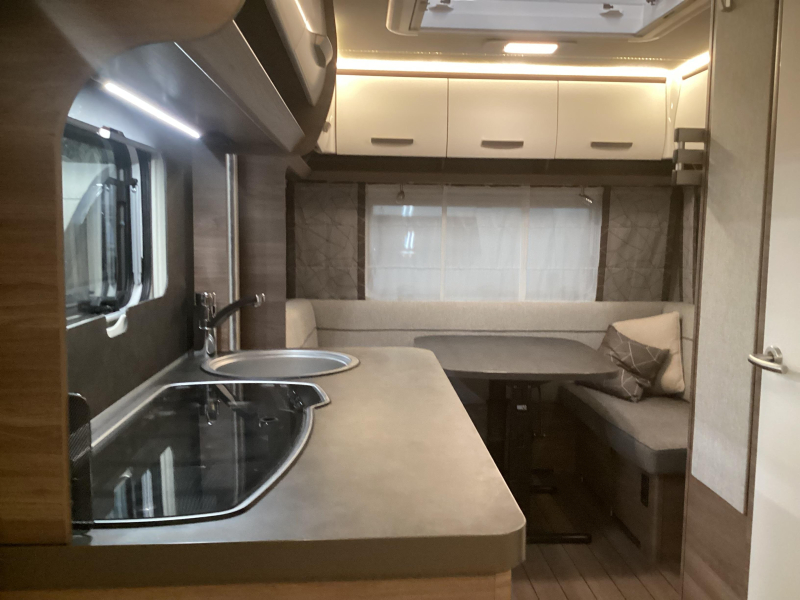 Knaus Sport 460 EU mover/omnistor  foto: 10