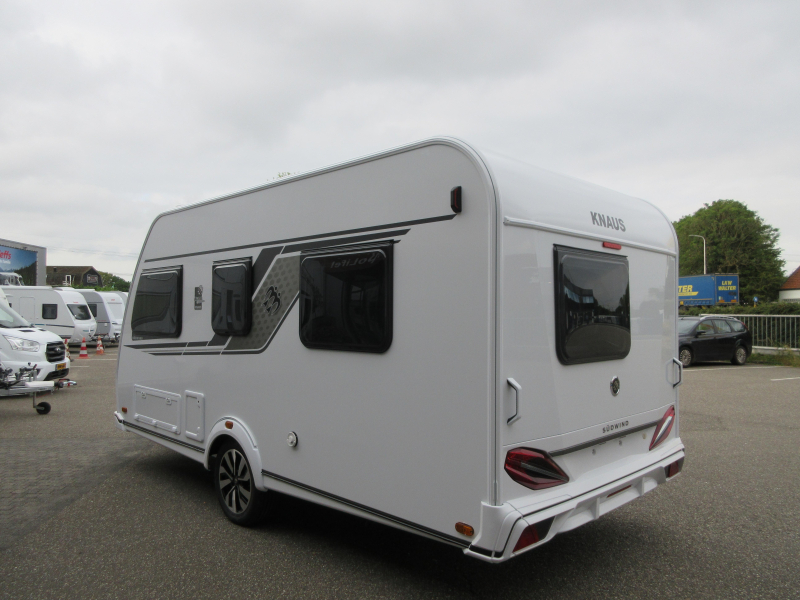 Knaus Sudwind Black Selection 420 QD COMPACT EN GROTE KEUKEN !  foto: 15