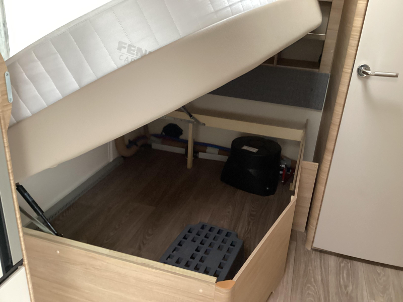 Fendt Bianco Selection 465 SFB mover/ omnistor luifel  foto: 15