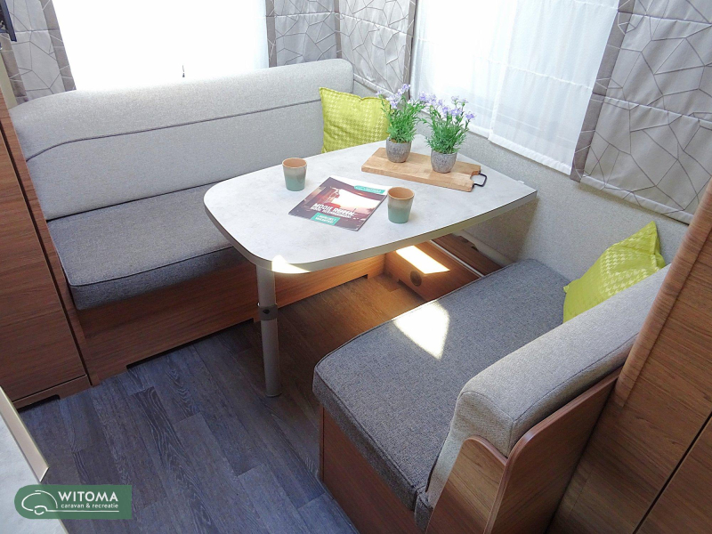 Knaus Sport E-Power Selection 420 QD Met airco en voortent  foto: 12