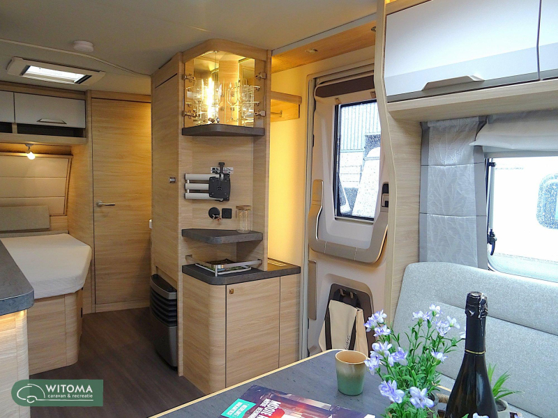 Knaus Sudwind 60 Years 500 FU SALE- Grote koelkast 