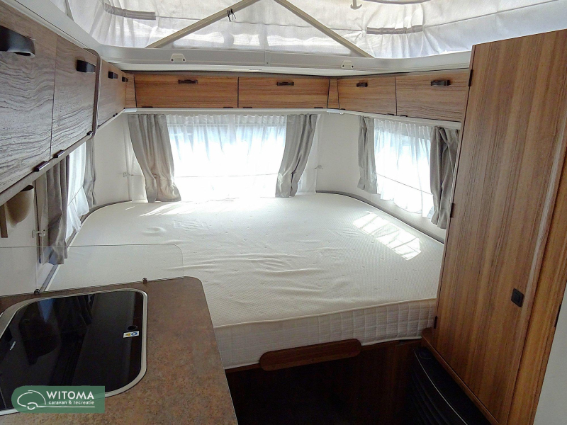 Eriba Touring Legend 542 mooie complete uitvoering  foto: 5