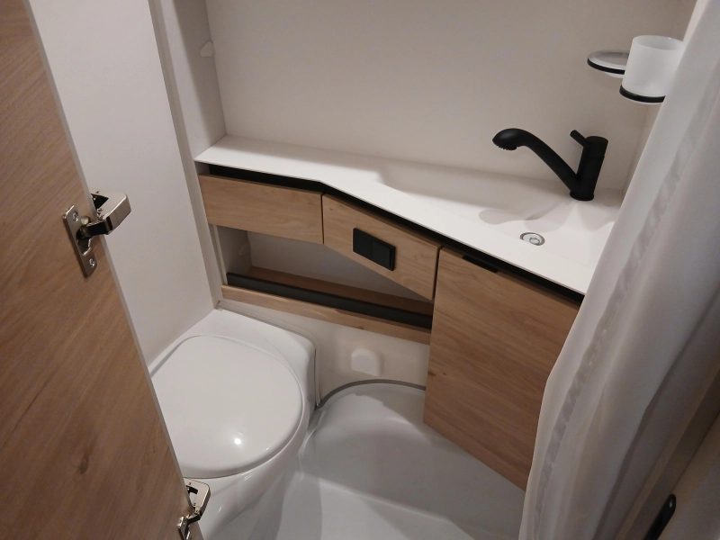 Dethleffs Camper 460 EL  foto: 12
