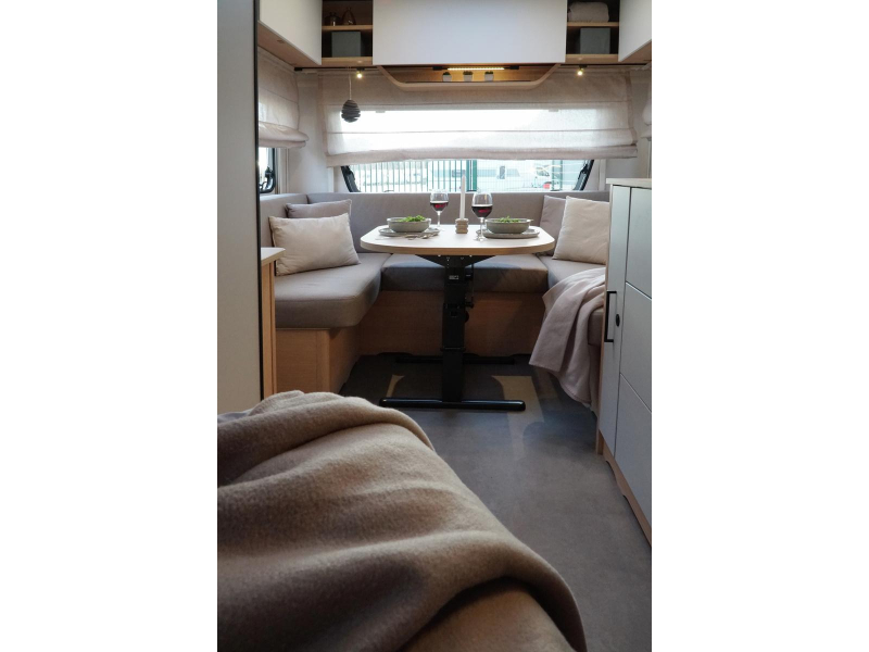 LMC Style 440 D model 2027, fransbed  foto: 42