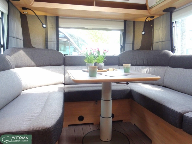 Knaus Sudwind Black Selection 500 FU 50 jaar Witoma voordeel!  foto: 6