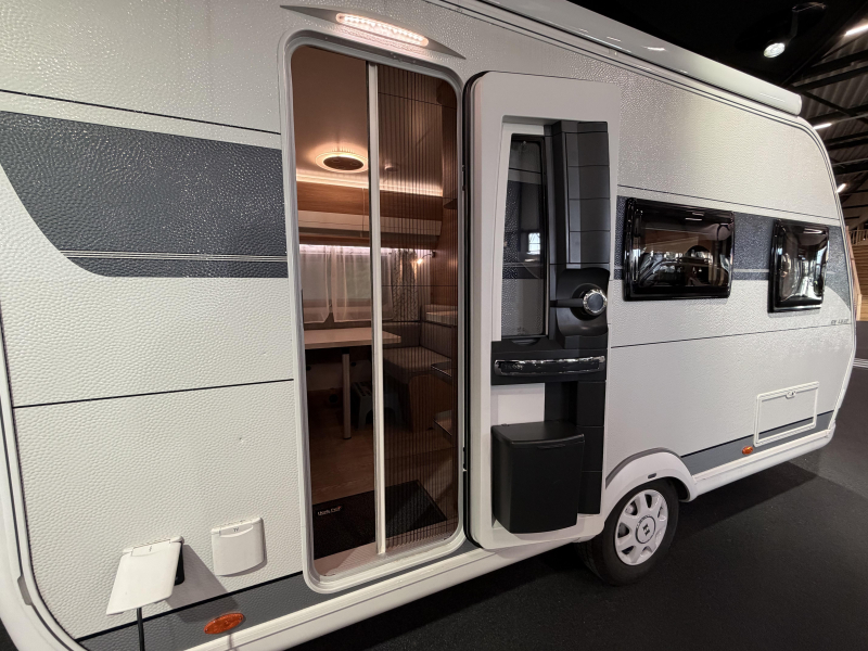 Hobby De Luxe 440 SF cassete luifel -  foto: 5