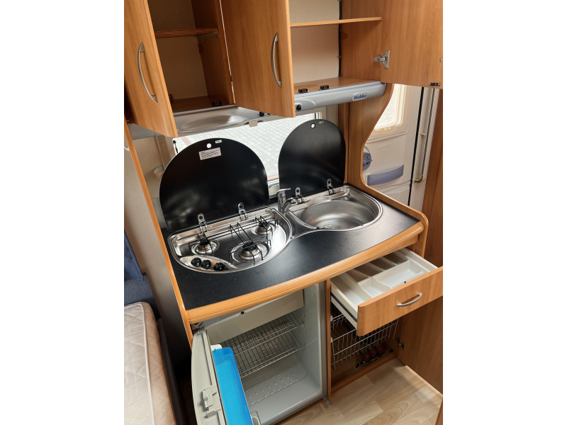 Hobby De luxe Easy 400 SF - Bankairco - Voortent -  foto: 12
