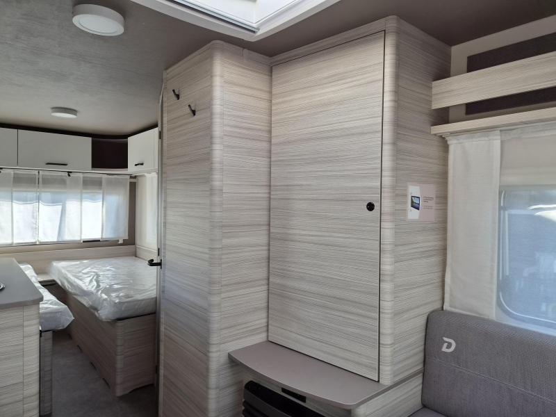 Dethleffs C'Joy 460 LE - Enkele bedden -  foto: 13