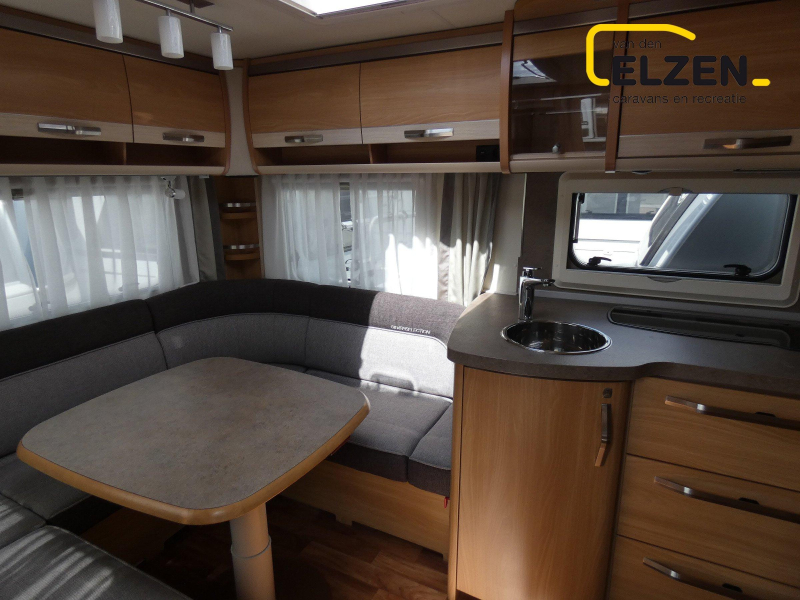 Knaus Sudwind Silver Selection 500 FU mover, luifel/ tent Unico  foto: 7