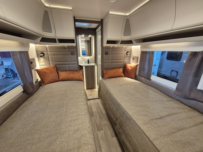 Kabe Safir 600 TDL E2 2,3 Enkele bedden  foto: 10