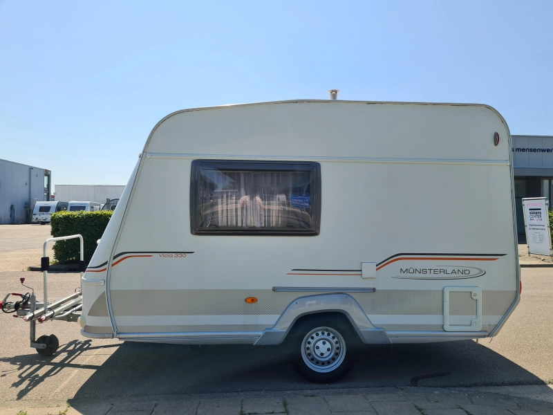 LMC Viola 330 Incl. Voortent! 2009/2011 