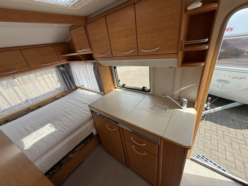 Knaus Blue Line 450 TF RONDZIT-VOORTENT 2023  foto: 15