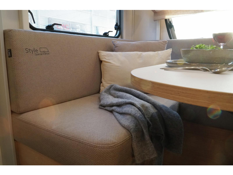 LMC Style 440 D model 2027, fransbed  foto: 32