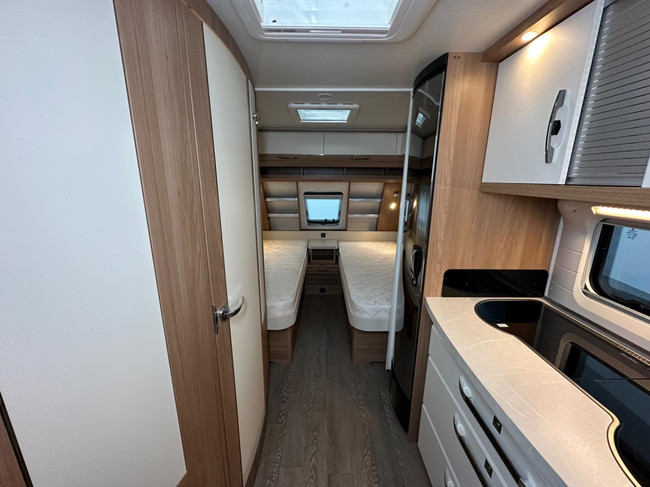 Hobby De Luxe 495 UL IC Silverline foto: 23