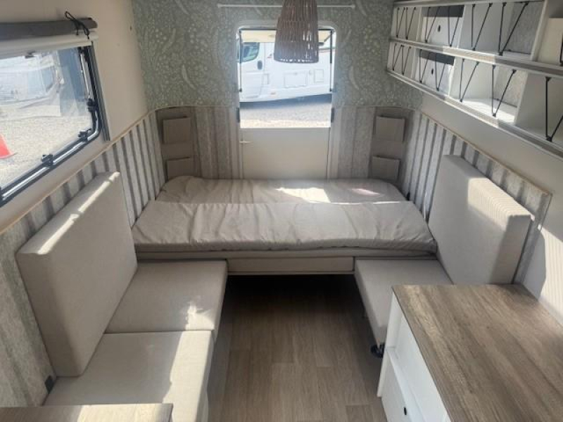 Hobby Beachy 420 speciaal unieke caravan  foto: 9