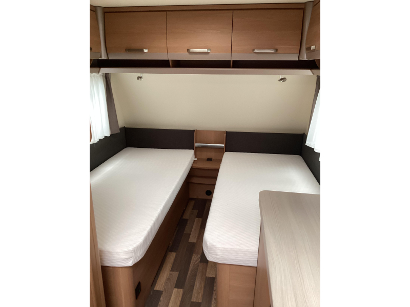 Knaus Sport 460 EU enkele bedden  foto: 6